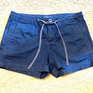 Gap women short